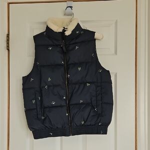 Universal Thread Navy and Cream Vest